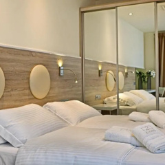 Z Hotel thumbnail 1