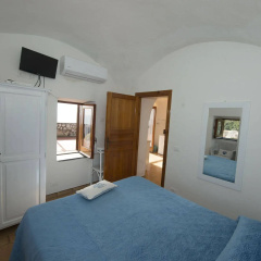 Marina Del Cantone Chalet thumbnail 3