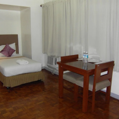 The Perla Hotel thumbnail 14