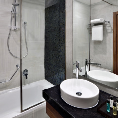 Mövenpick Hotel Apartments Downtown Dubai - Bild 22