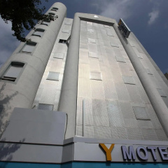 Y Hotel thumbnail 12