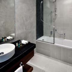 Mövenpick Hotel Apartments Downtown Dubai - Bild 20
