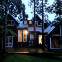 Titirangi Paradiso photo 2