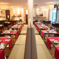NOVINA HOTEL Tillypark - Bild 22