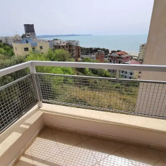 Real Hotel thumbnail 4