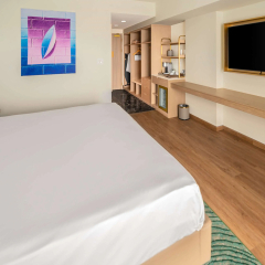 Dolce by Wyndham Hollywood 2
