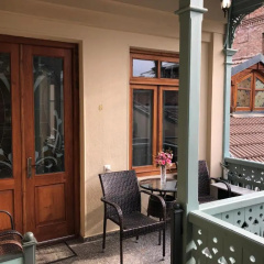 The apartment in the heart of Tbilisi thumbnail 8