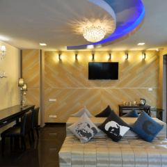 The River Scene Hotel thumbnail 3
