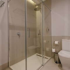 Sevilla Alquila Suites Plaza del Salvador con piscina climatizada - Bild 7