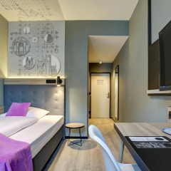 Boutique 003 Koln am DOM - Bild 7