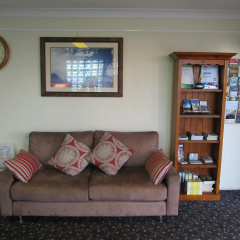 Sun Palms Motel thumbnail 11