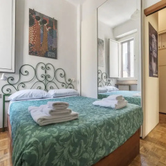 San Lorenzo Wooden Flat thumbnail 5