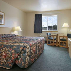 Super 8 by Wyndham Ava thumbnail 4