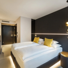 MOOONS - Bild 5