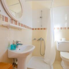 Отель Villa Seashore One Large Private Pool Walk to Beach Sea Views A C Wifi - 3150 Кипр, Аргака - отзывы, цены и фото номеров - забронировать отель Villa Seashore One Large Private Pool Walk to Beach Sea Views A C Wifi - 3150 онлайн фото 44