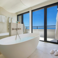 Amathus Beach Hotel Limassol thumbnail 7