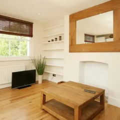 Chic Notting Hill Apartment thumbnail 3