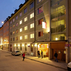 The 4 You Hostel & Hotel - Bild 1