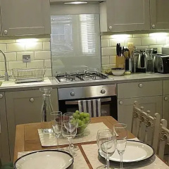 Clapham - magnificent new two-bed flat with private garden thumbnail 9