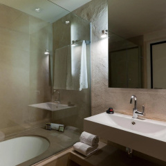EME Catedral Mercer Hotel - Bild 10