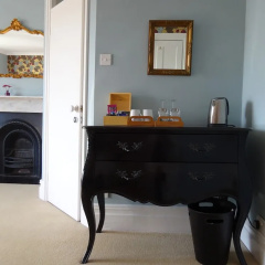 Swan Hill House thumbnail 4