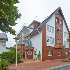 Bernstein Hotel Bootshaus - Bild 1