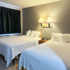 Super 7 Motel thumbnail 7