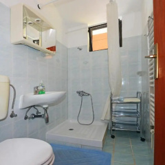 Apartments Tena thumbnail 10