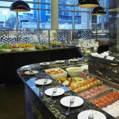Crowne Plaza London - Battersea thumbnail 12