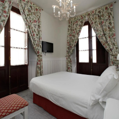 Basic Hotel Puerta de Sevilla - Bild 12