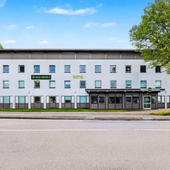 B&B HOTEL Lübeck Berliner-Platz - Bild 1