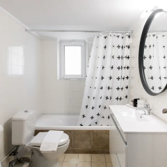 Pleasant 2BR Apartment near HELEXPO - Bild 9