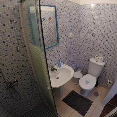 Supertubos Beach Hostel thumbnail 8