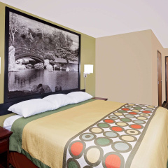 Econo Lodge Canton North thumbnail 3