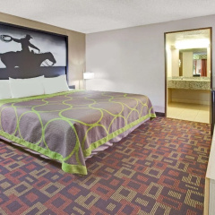 Super 8 By Wyndham Norman thumbnail 5
