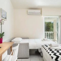 Sunrise Rent Rooms thumbnail 13