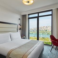 Mövenpick Hotel Istanbul Golden Horn - Bild 8