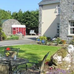 Gorteen Farmhouse Bed and Breakfast photo 2