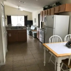 Florida Pines - Four Bedroom 1LR thumbnail 15