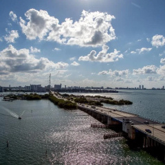 Mare Azur Miami Luxury Apartments by Grand Bay thumbnail 16