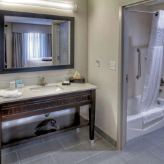 Hampton Inn & Suites Ada thumbnail 8
