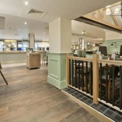 The Queen Hotel Wetherspoon thumbnail 15