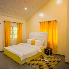 Eclipse Hotel and Lounge - Bild 1