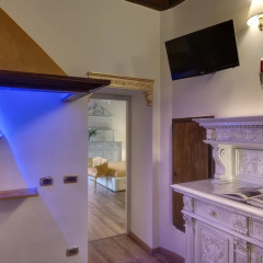 Trevi Fountain Luxury Home thumbnail 28