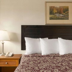 Travelodge by Wyndham Edmonton East