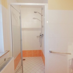 Beautiful Apartment With Romantic Garden and Cosy Terrace - Bild 8