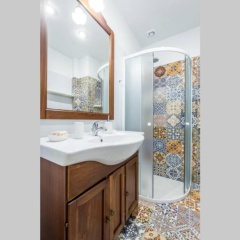 Neoclassical apartment with 2 bedrooms in Piraeus - Bild 8