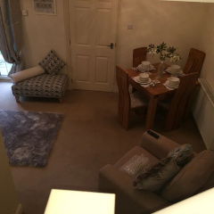 Woodgrove Apartment thumbnail 22