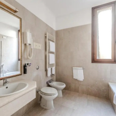 Hotiday Room Collection - Venezia Santa Lucia - Bild 19