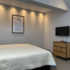 Marion Apartments thumbnail 1
